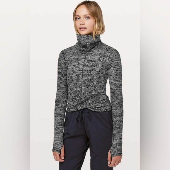 Lululemon Melodic Movement Long Sleeve Twillines White Black Size 4 - Picture 1 of 10